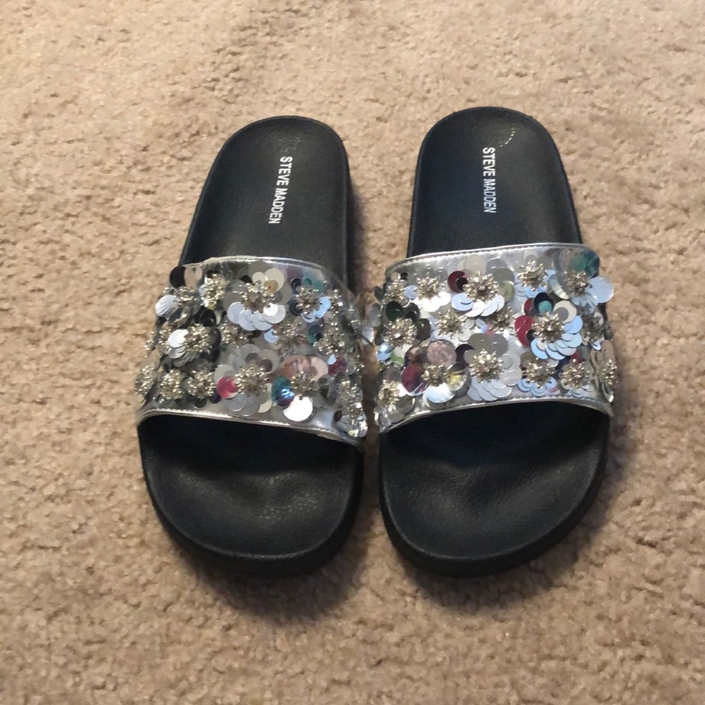 Never worn pool slides
